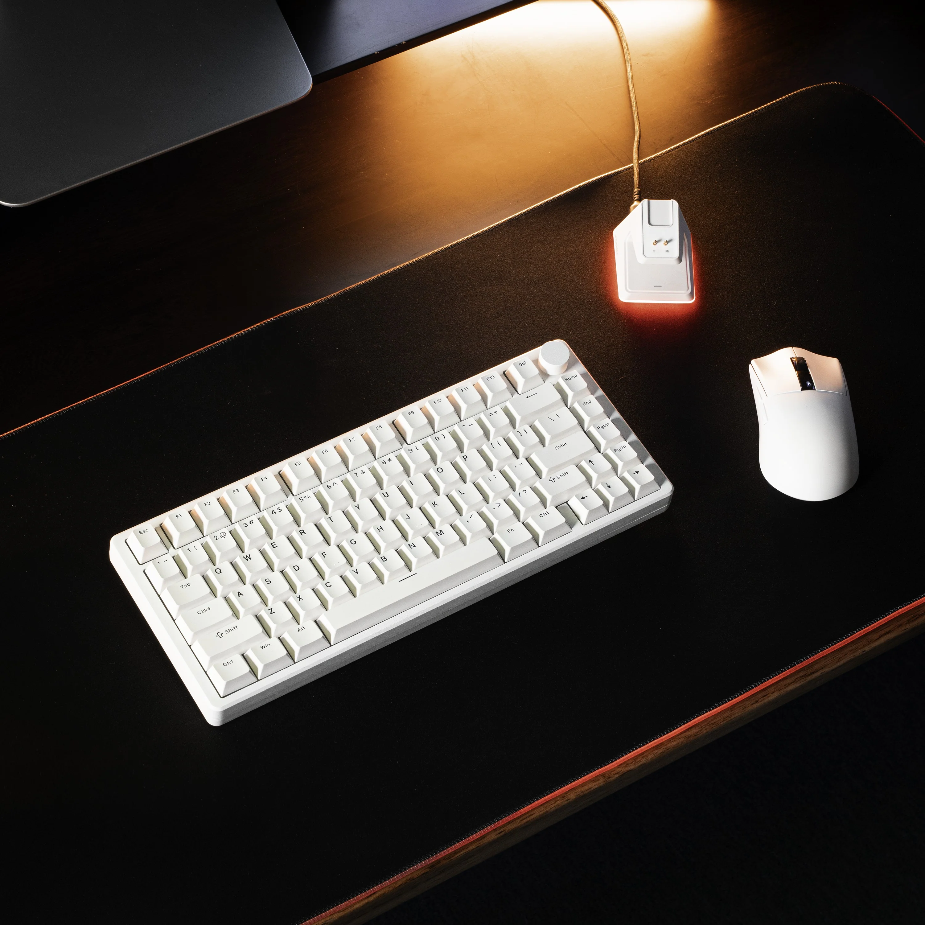 Aftershock Combo Kit – Oden 75 White Keyboard, Sliver+ XXL RGB Gaming Mouse Pad & M1 Pro White Wireless Mouse - Image 6