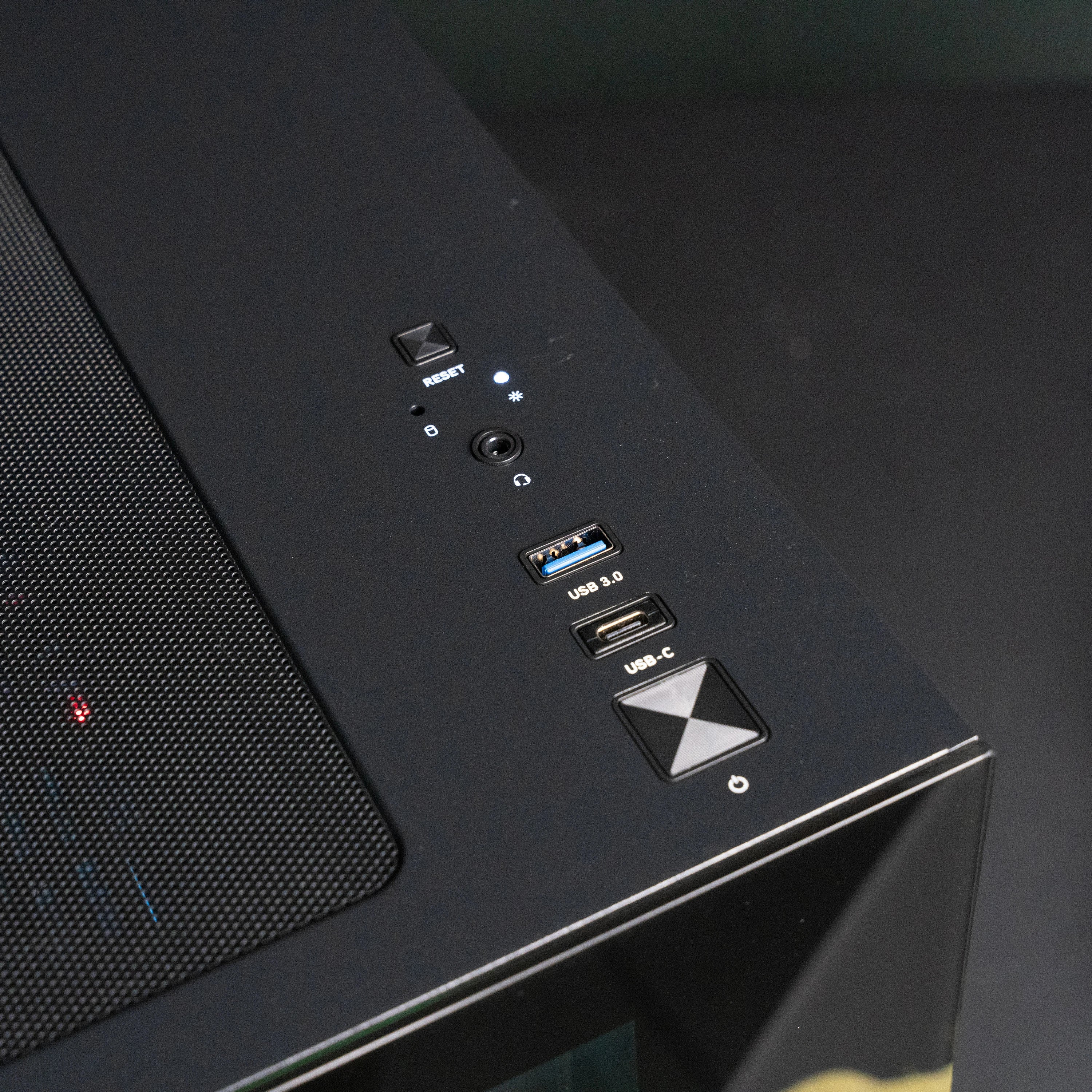 Aftershock Zeal Mini | RTX 5060 OC 8GB | Ryzen 5 7500F | Desktop Gaming PC - Image 5