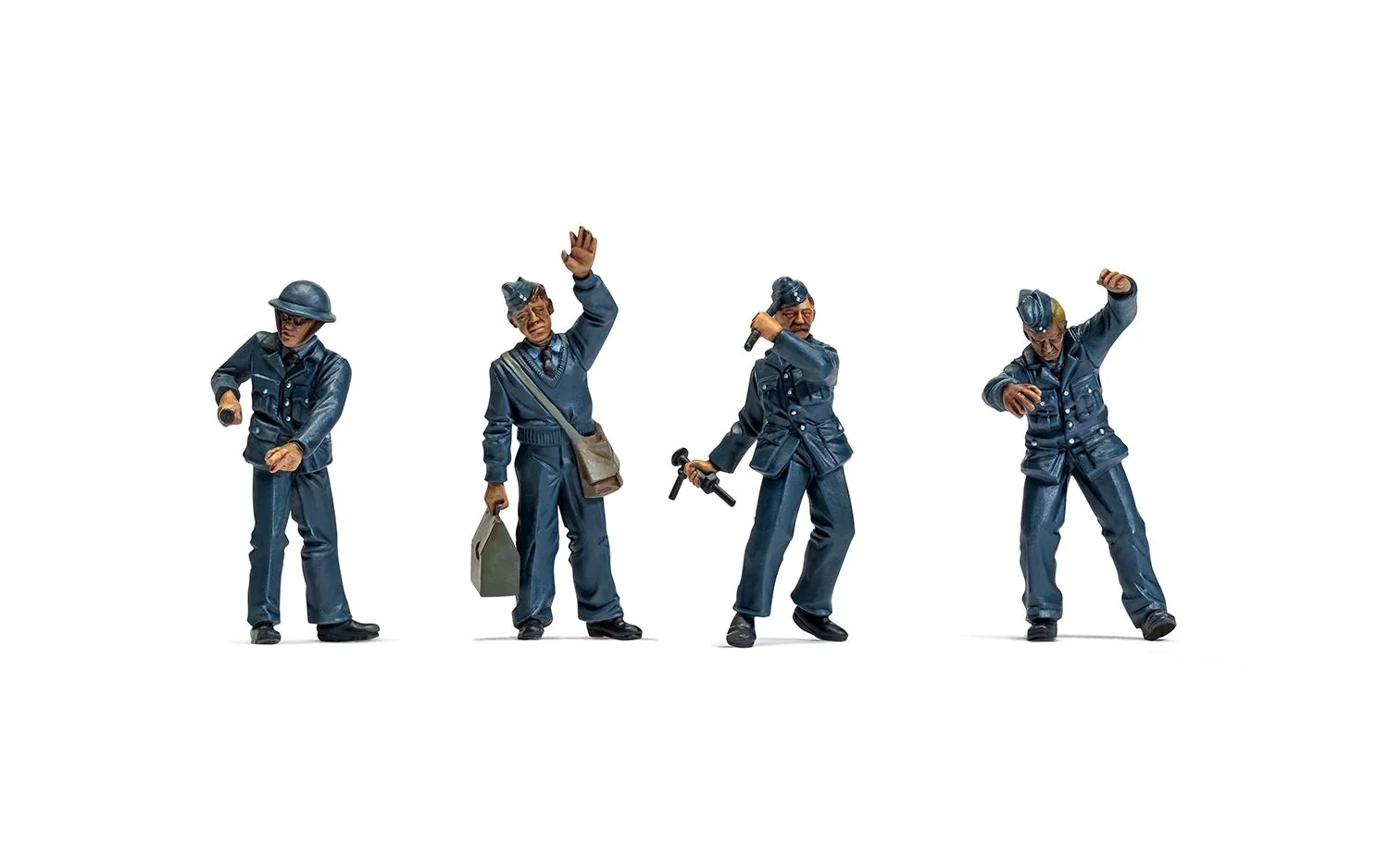 Airfix 1/48 WWII Raf Ground Crew - Image 2