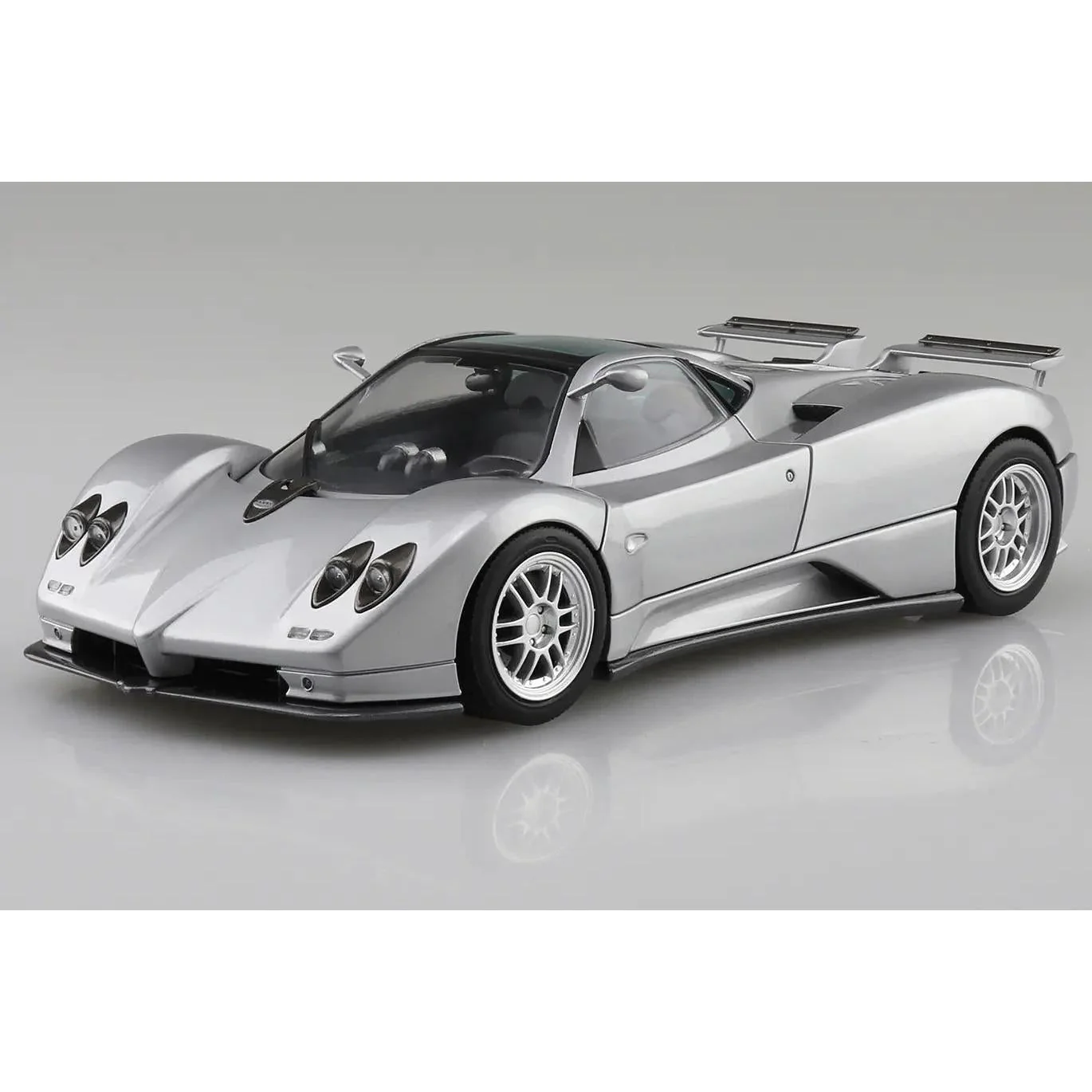 Aoshima 1/24 00 Pagani Zonda C12S - Image 2