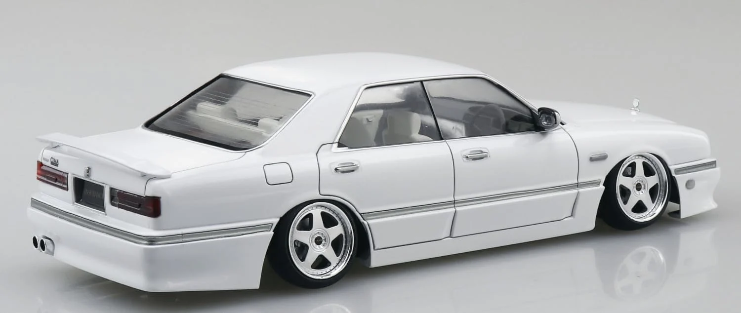 Aoshima 1/24 Insurance Y31 Cima '89 (Nissan) - Image 4