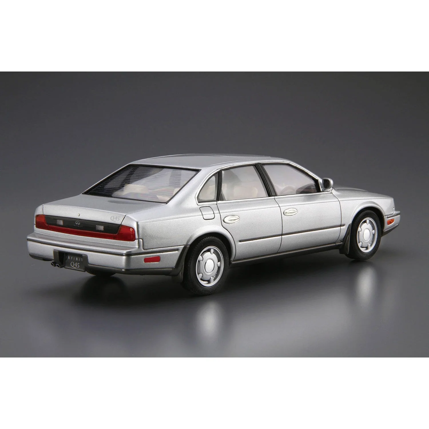 Aoshima 1/24 Nissan G50 President/Infiniti Q45 89 - Image 5