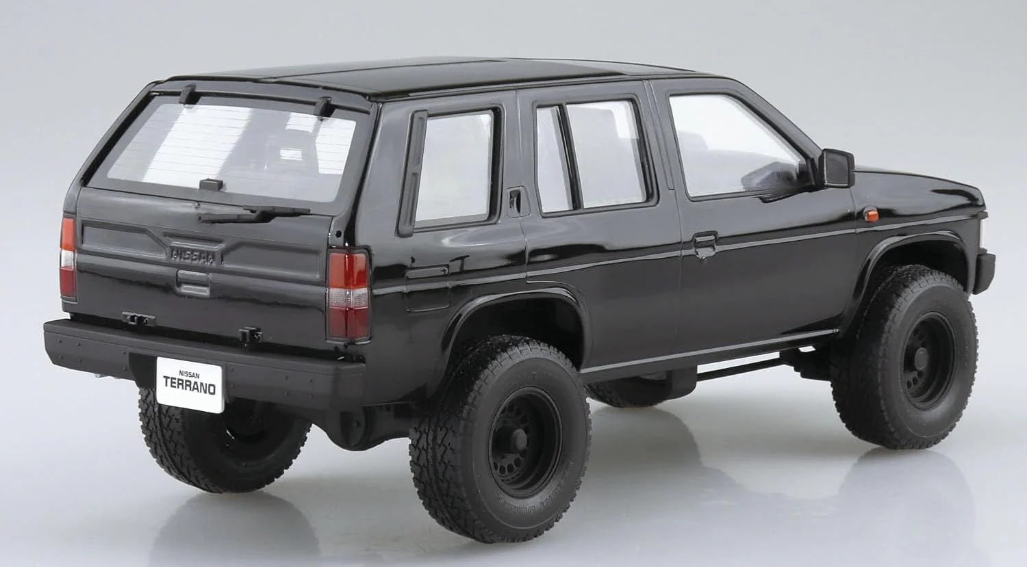 Aoshima 1/24 WD21 Terrano Lift Up '91 (Nissan) - Image 4
