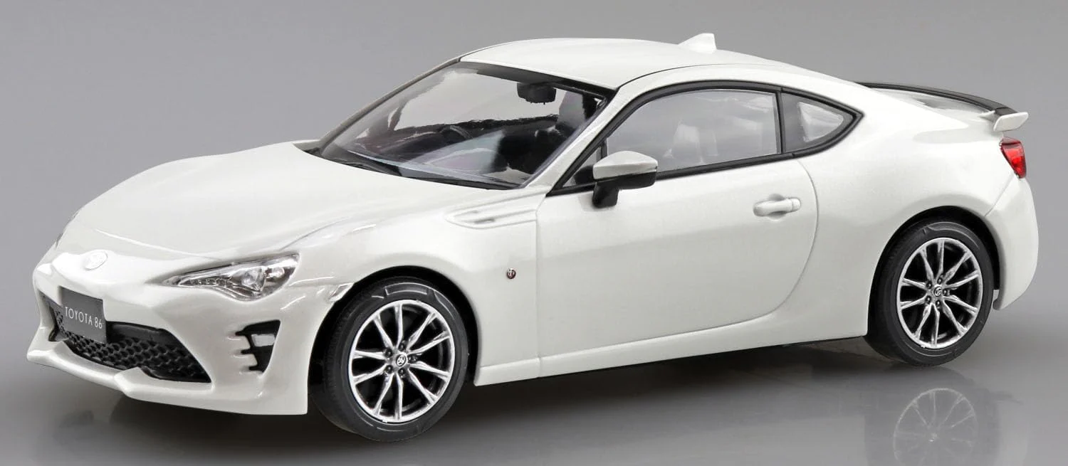 Aoshima 1/32 Snap Toyota 86 (Crystal White Pearl) - Image 5