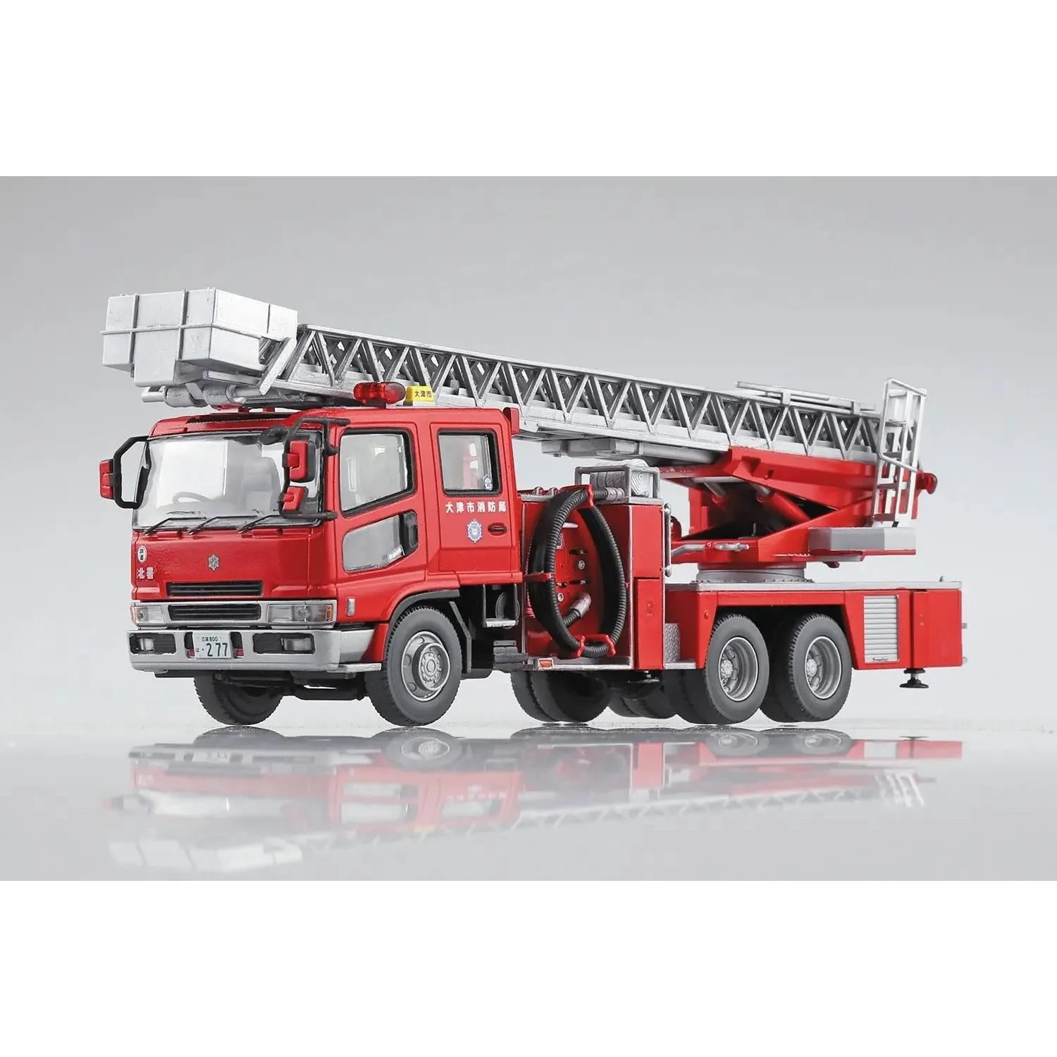 Aoshima 1/72 Fire Ladder Truckotsu Municipal Fire Department - Image 2