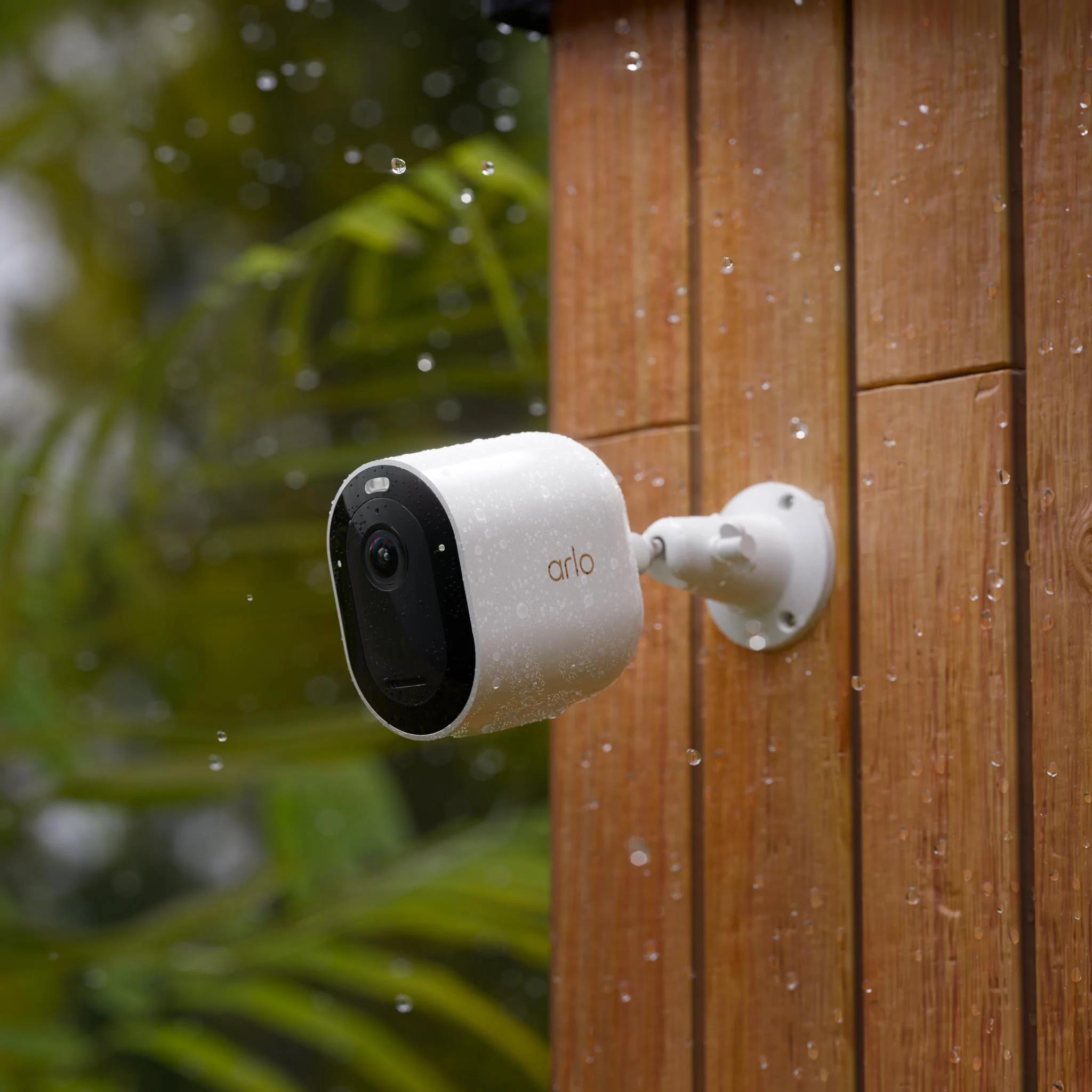 Arlo Pro 5 2K Spotlight Security Camera (2-Pack) - Image 3