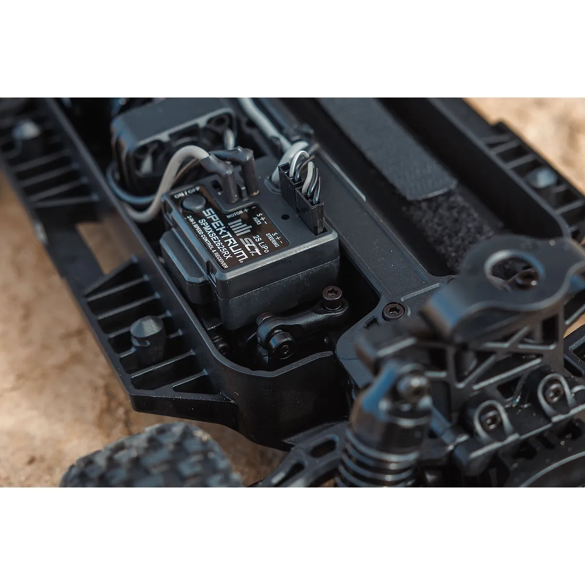 ARRMA Mojave Grom Mega 380 1/16 4WD RC Truck (Blue/White) - Image 10