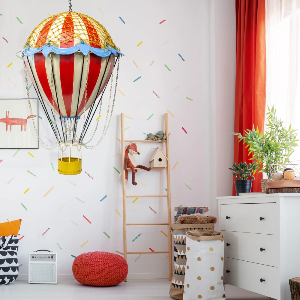 Boyle Handmade Metal Balloon Ornament Large 103cm (Red/White) - Image 4