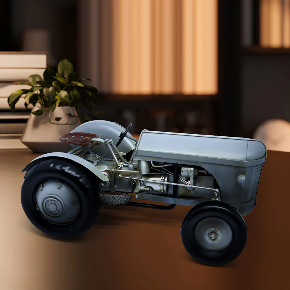 Boyle Metal Ornament Home Decor Collectible Massey Ferguson TO-20 Tractor 35cm - Image 7