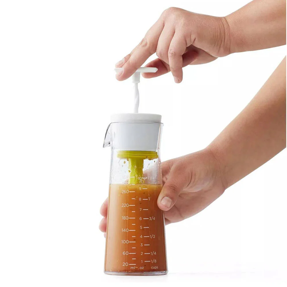 Chef'n Emulstir 200ml Salad Dressing Mixer - Image 3