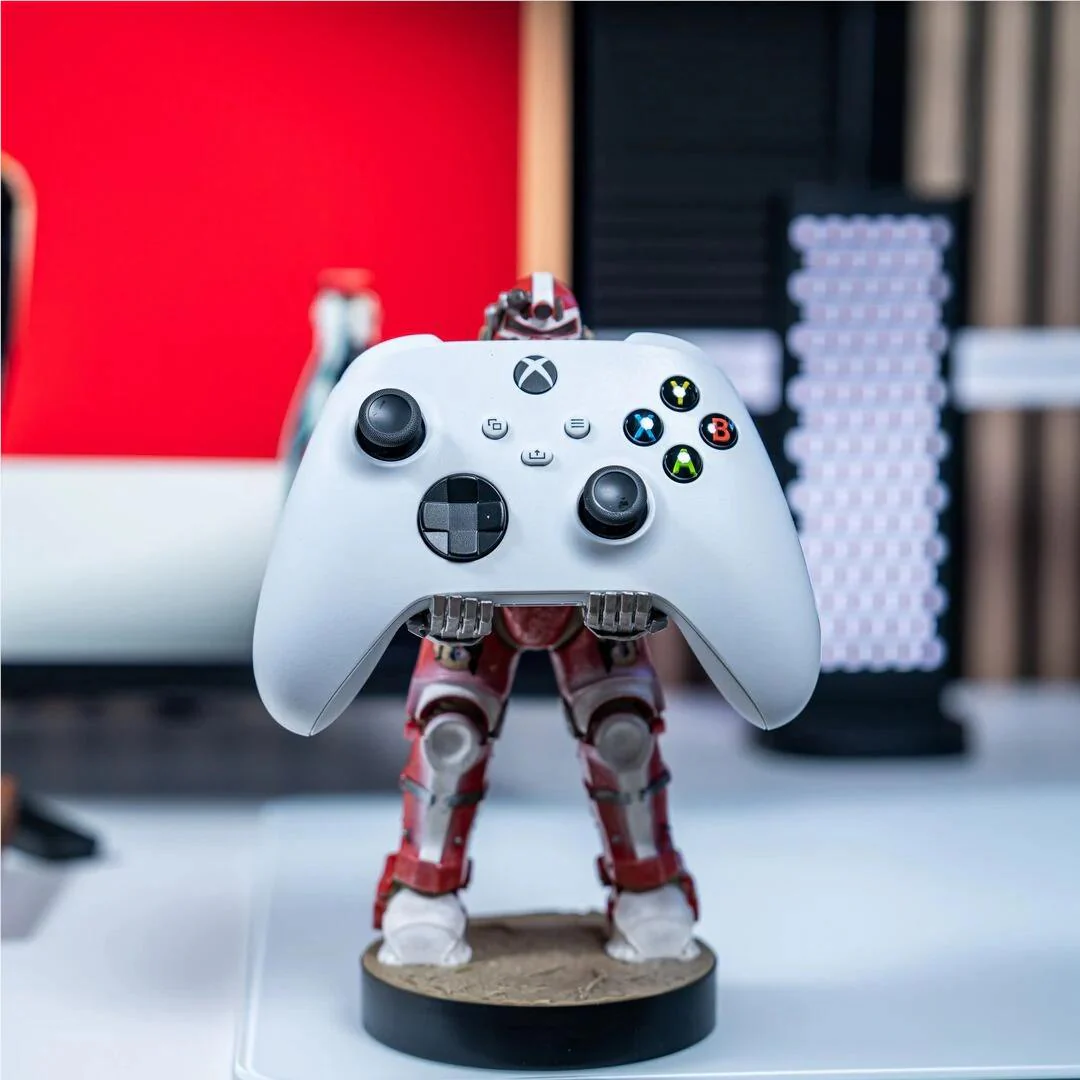 Fallout Nuka Cola Power Cable Guys Controller Holder & Phone Stand - Image 4