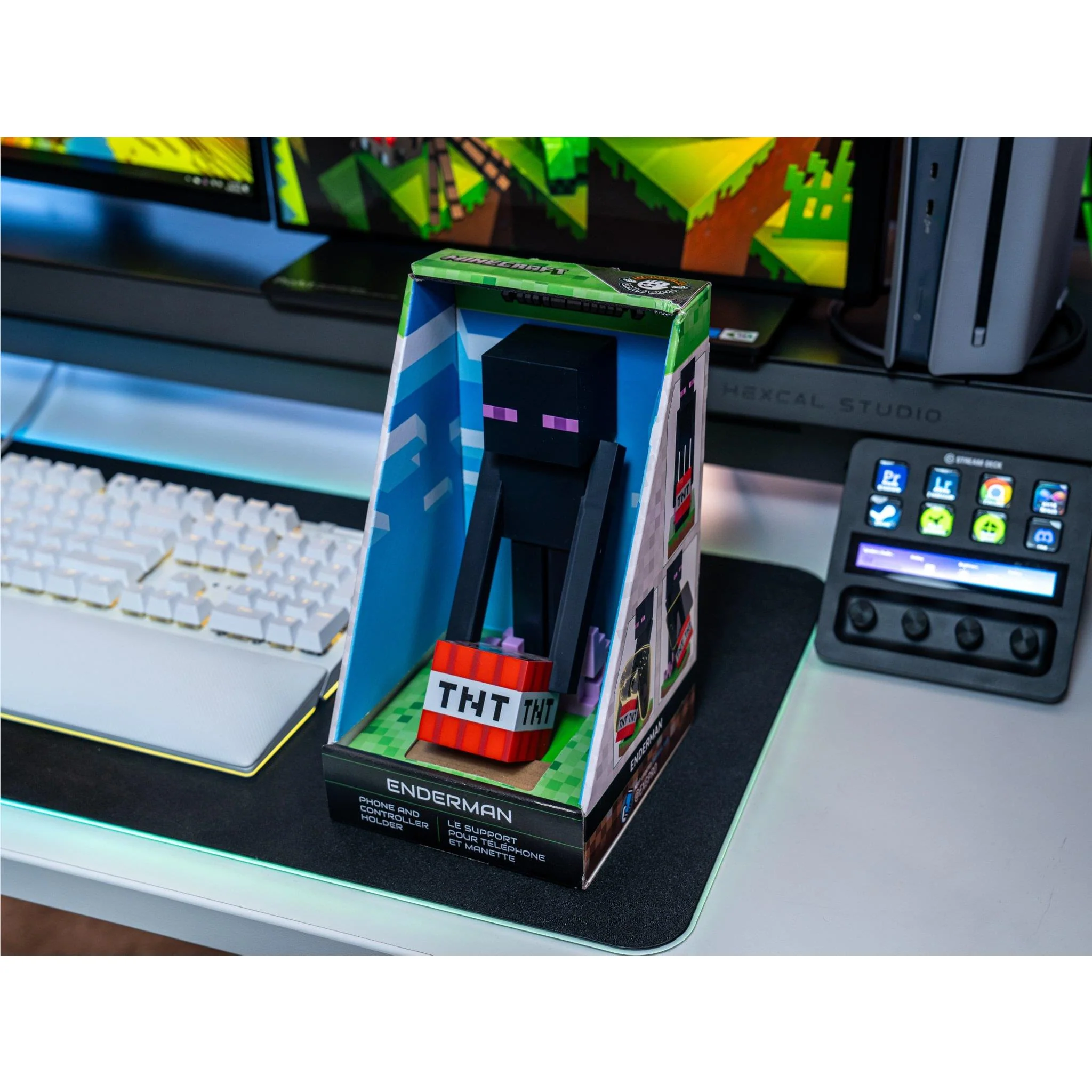 Minecraft: Enderman Cable Guy Controller and Phone Stand - Image 4