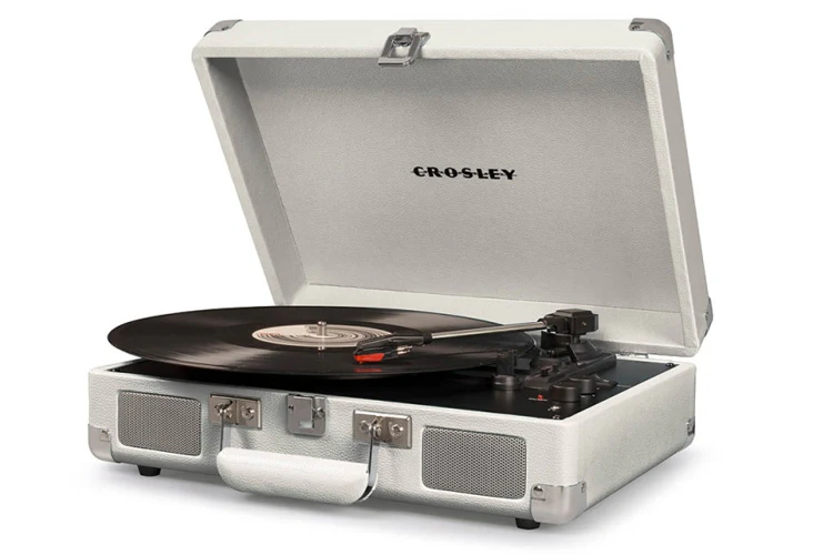 Crosley Cruiser Bluetooth Portable Turntable (White Sands)