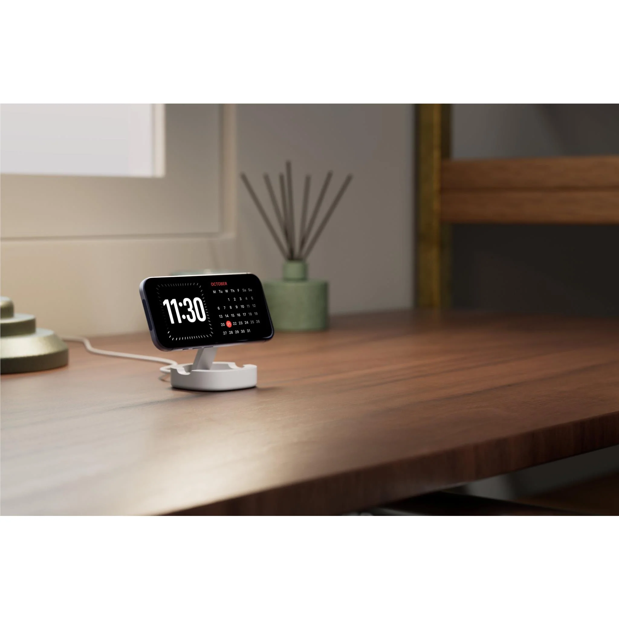 Cygnett ChargeBase Qi2.0 Single Wireless Charger (White) - Image 8