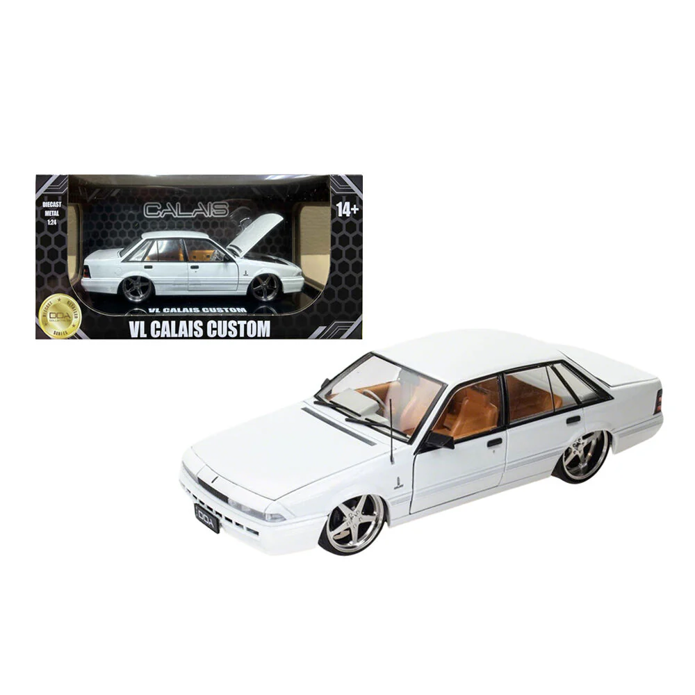 DDA 1:24 Scale Holden VL Calais Custom Metallic White Diecast Model Car Toy - Image 2