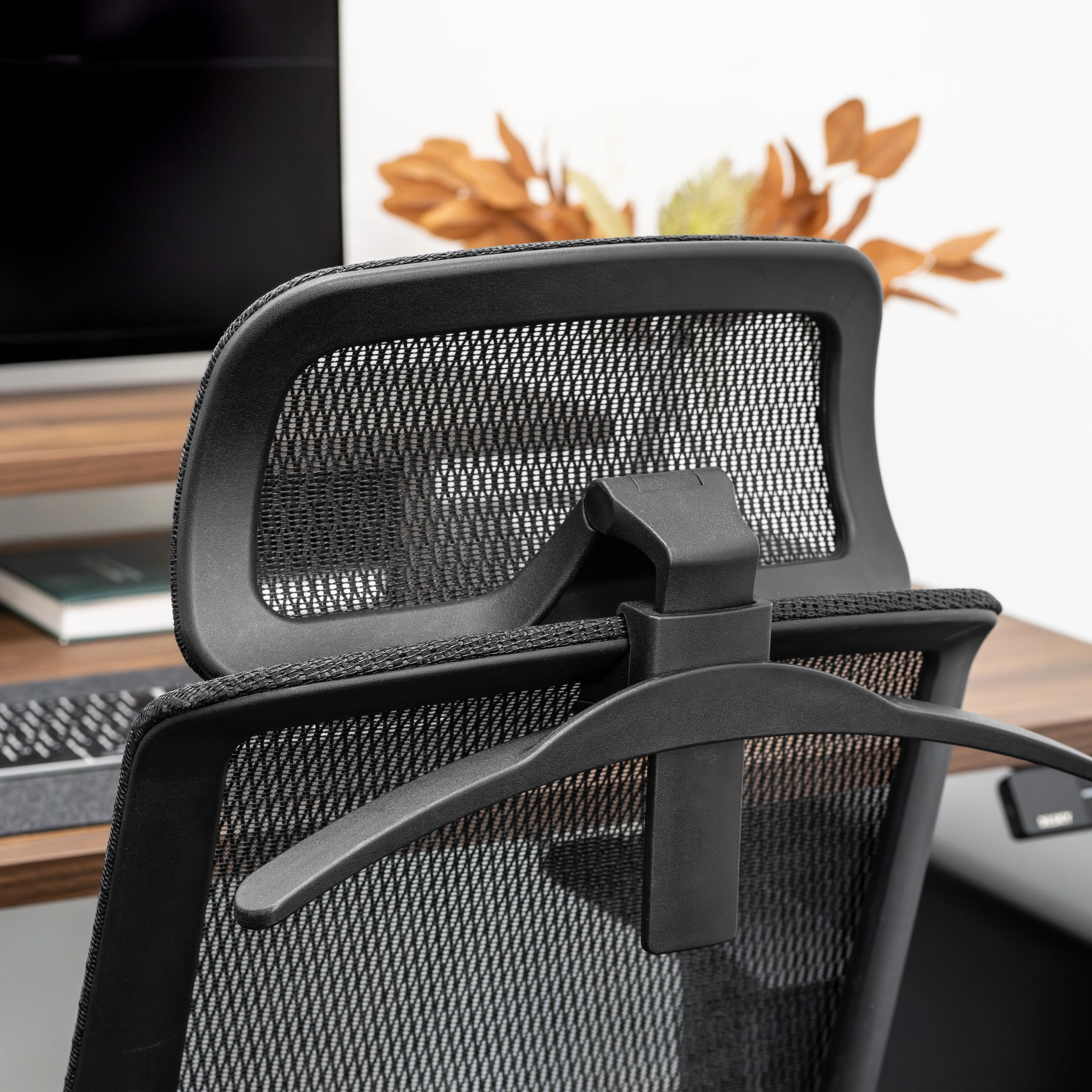 Desky Adjustable High Back Mesh Chair (Black) - Image 8