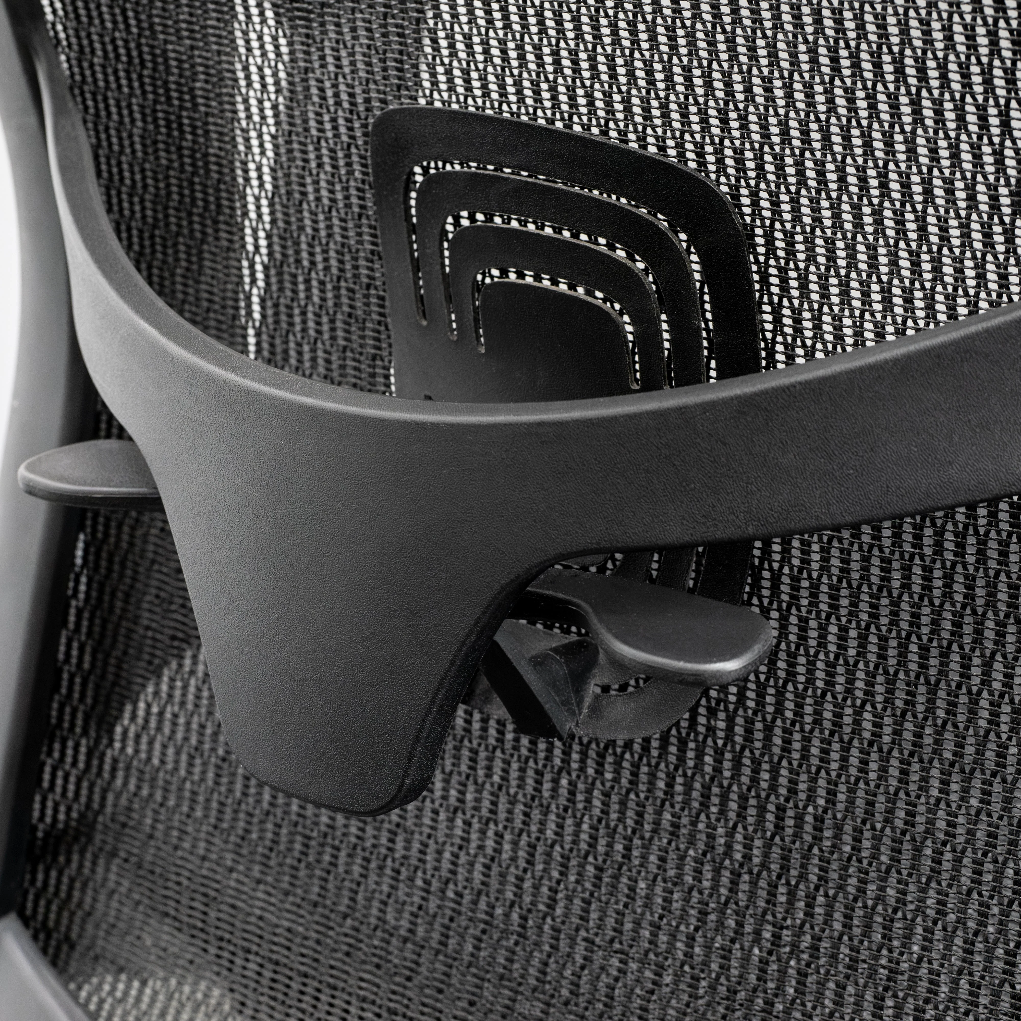 Desky Adjustable High Back Mesh Chair (Black) - Image 9
