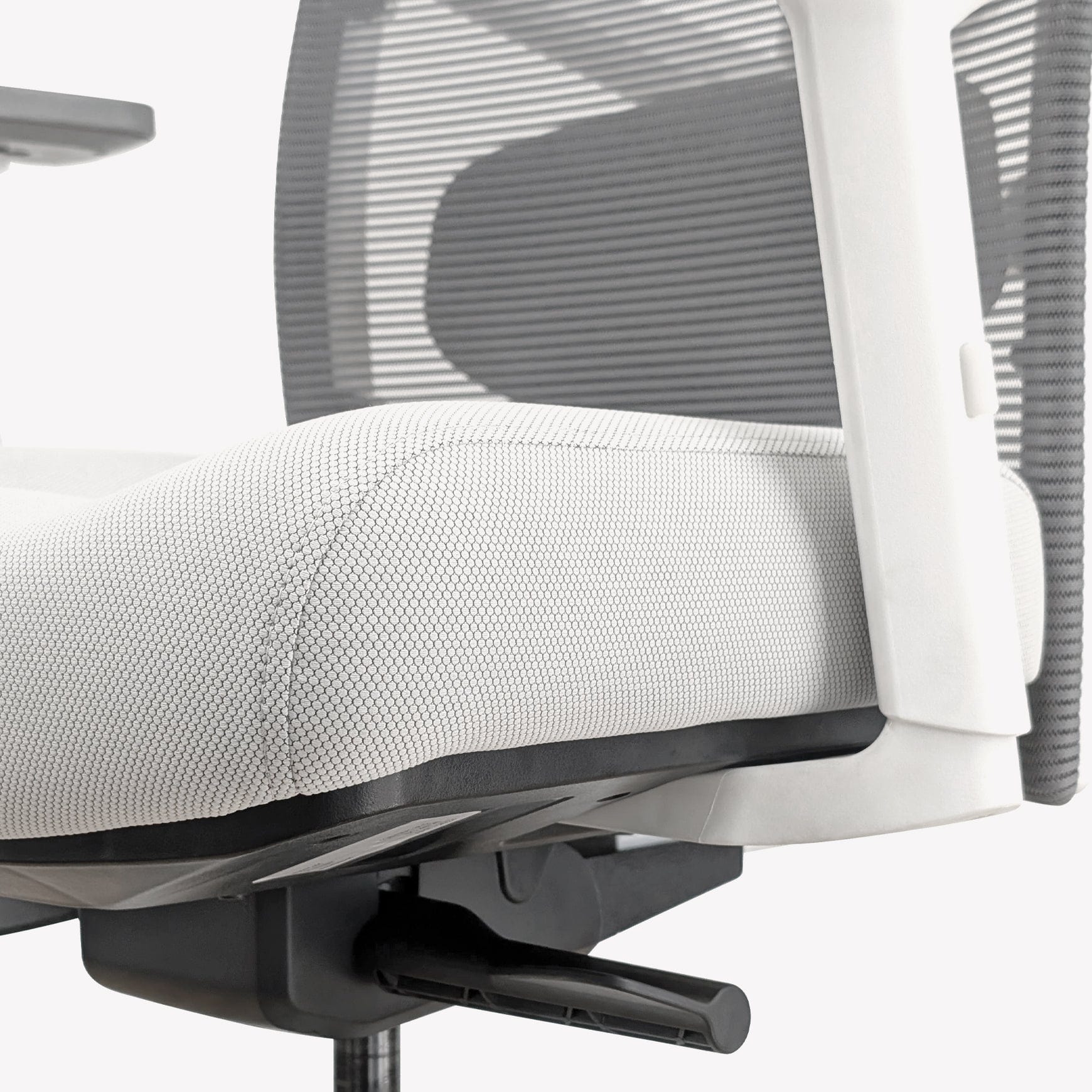 Desky Elite Ergonomic Chair with Headrest - White / Grey - Image 6