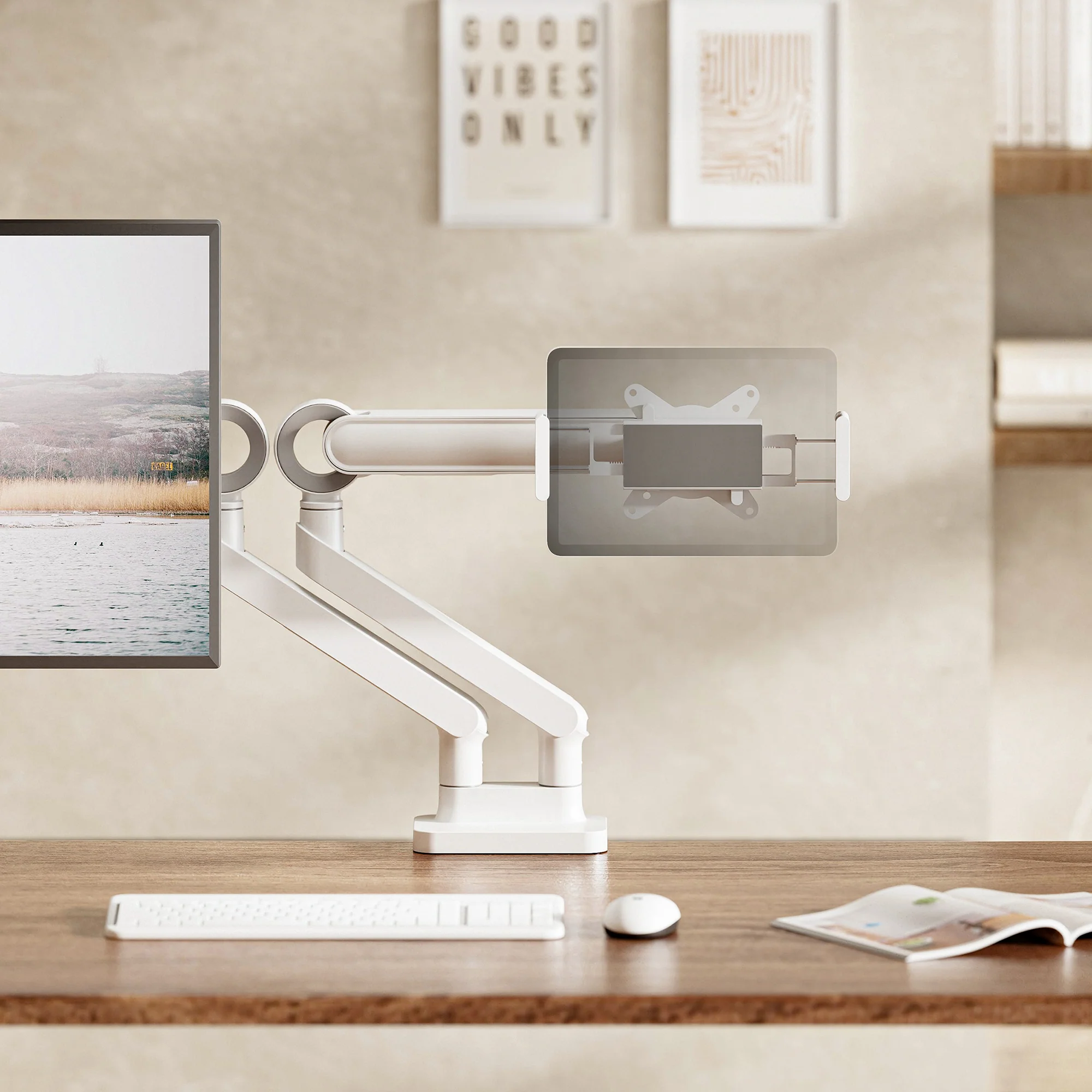 Desky Universal VESA Tablet Holder - Black - Image 6