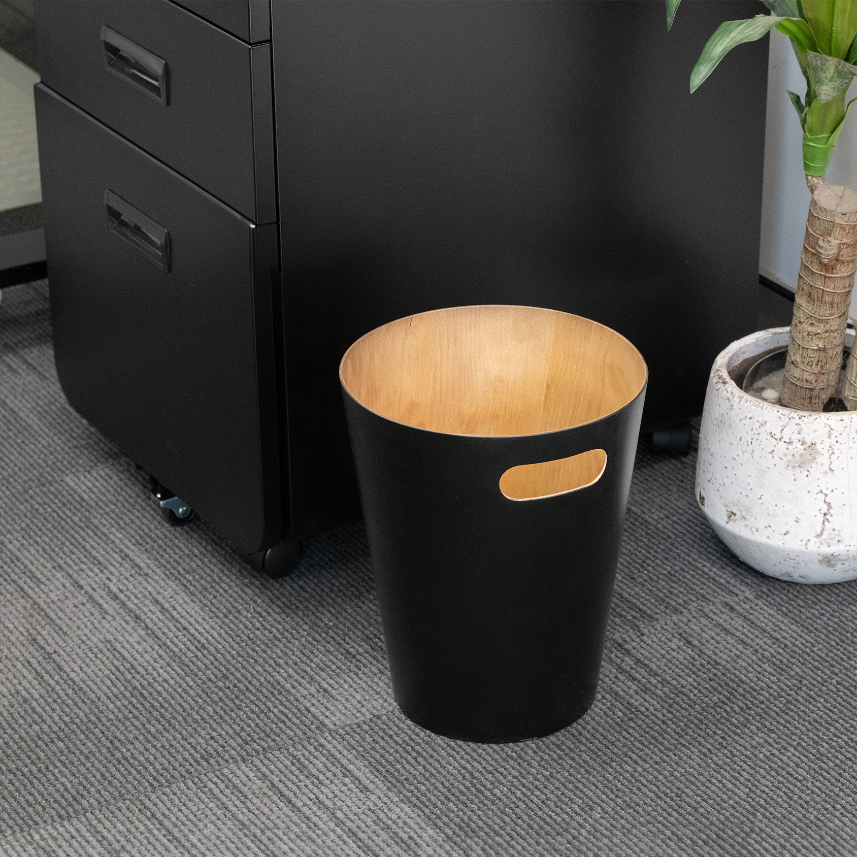 Desky Wooden Rubbish Bin - Black - Image 4