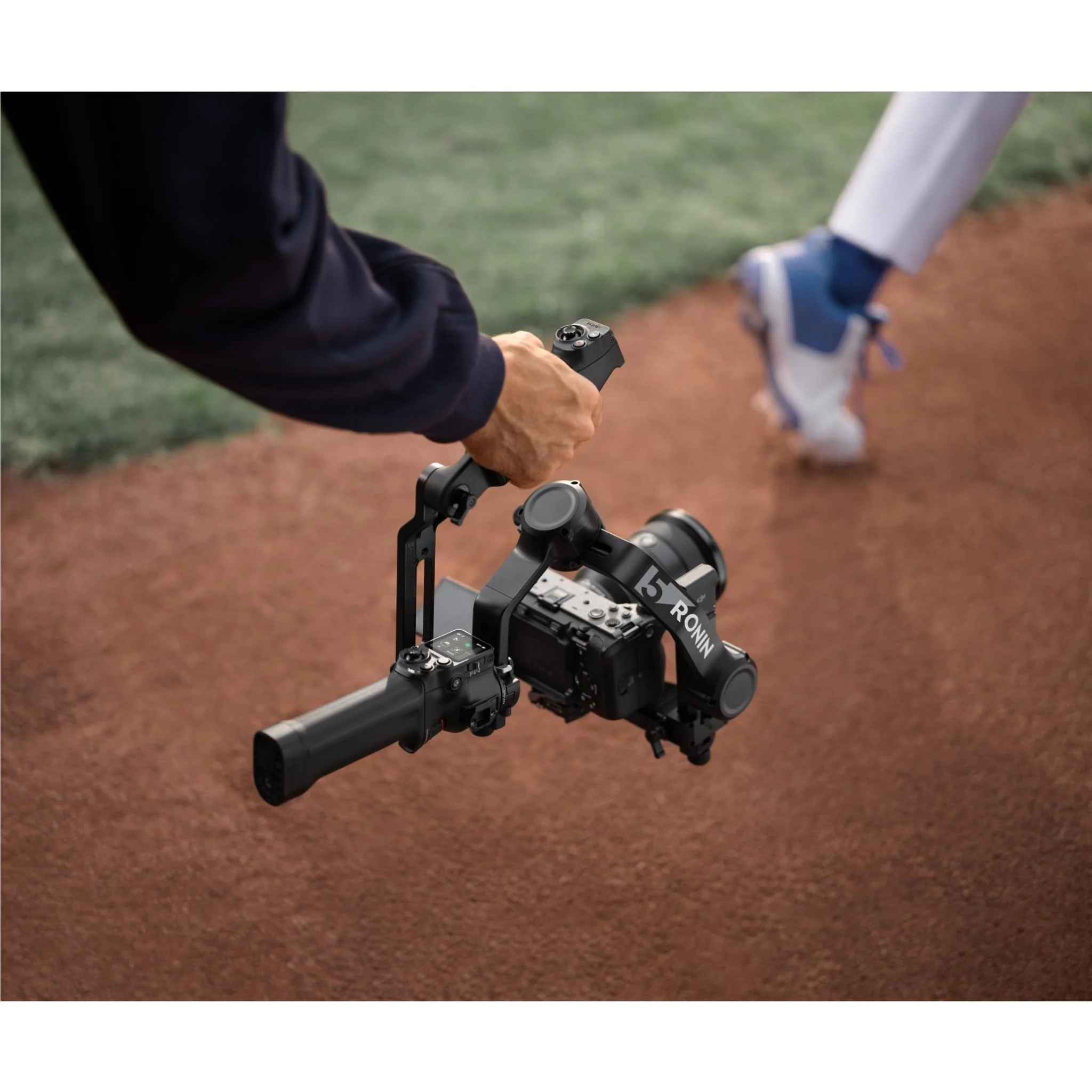 DJI RS 5 Gimbal Combo - Image 13