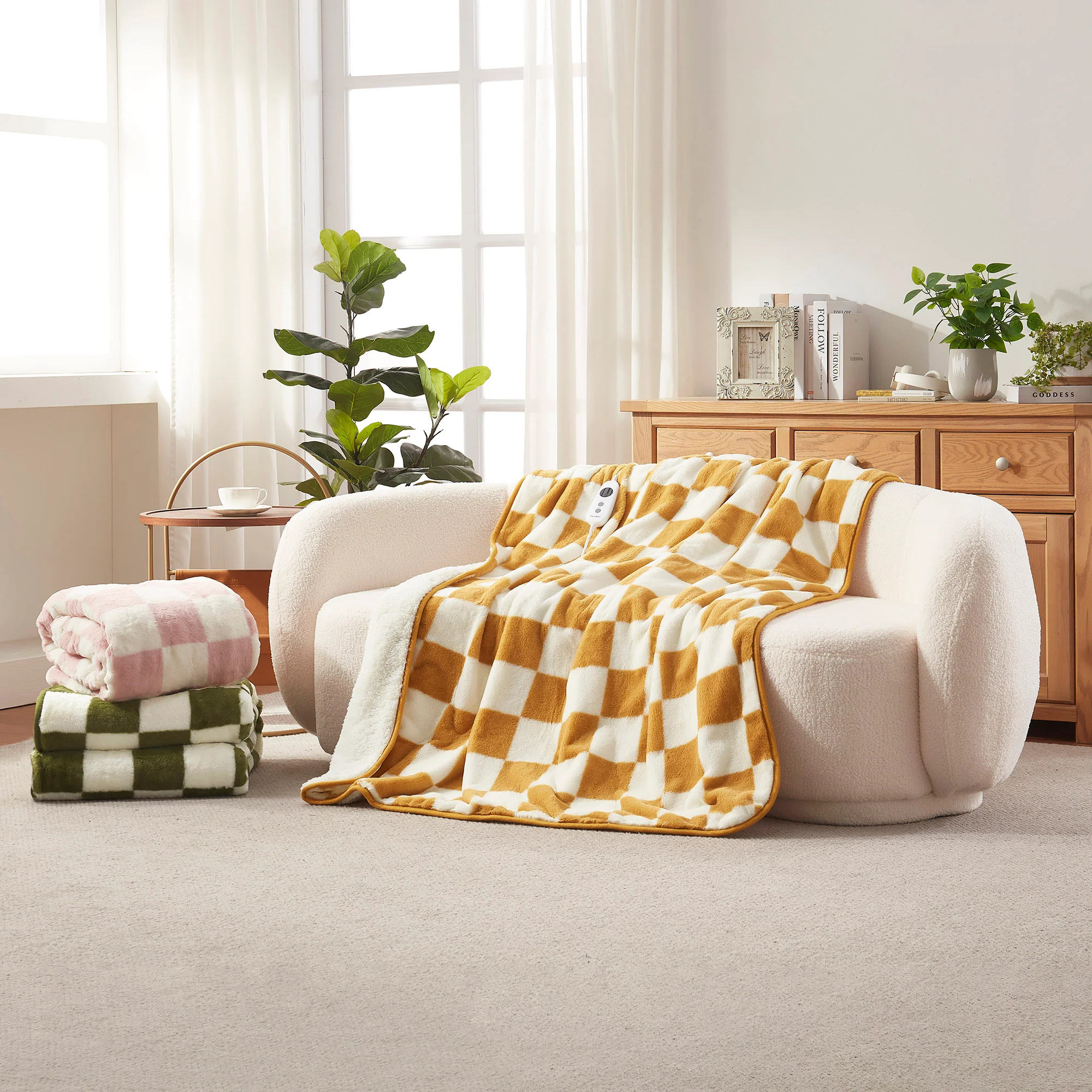 Dreamaker Checkered Plush Electric Heated Throw Blanket [130x160cm] (Pink/Cream) - Image 9