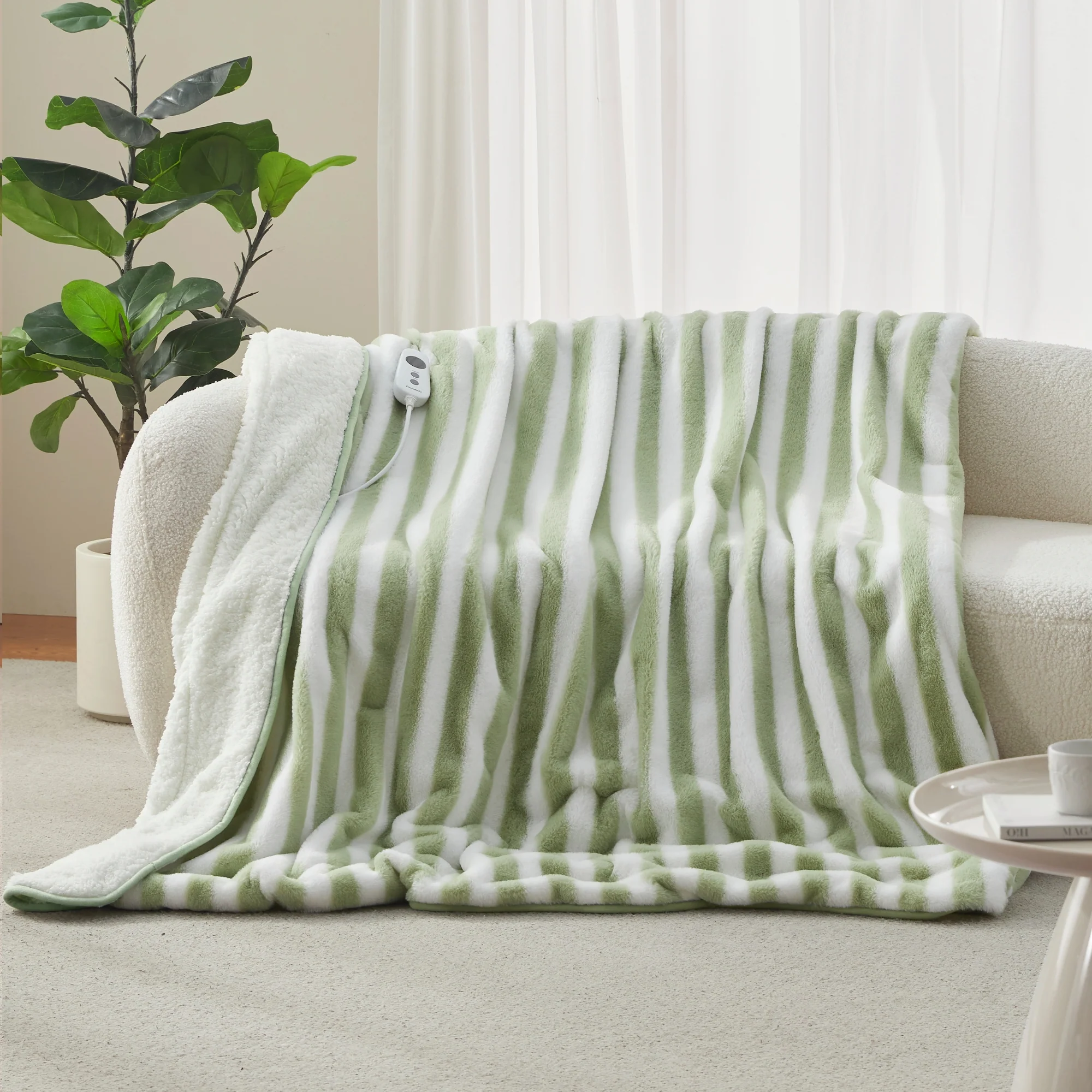 Dreamaker Linea Faux Fur Heated Throw [180x200cm] (Olive) - Image 2