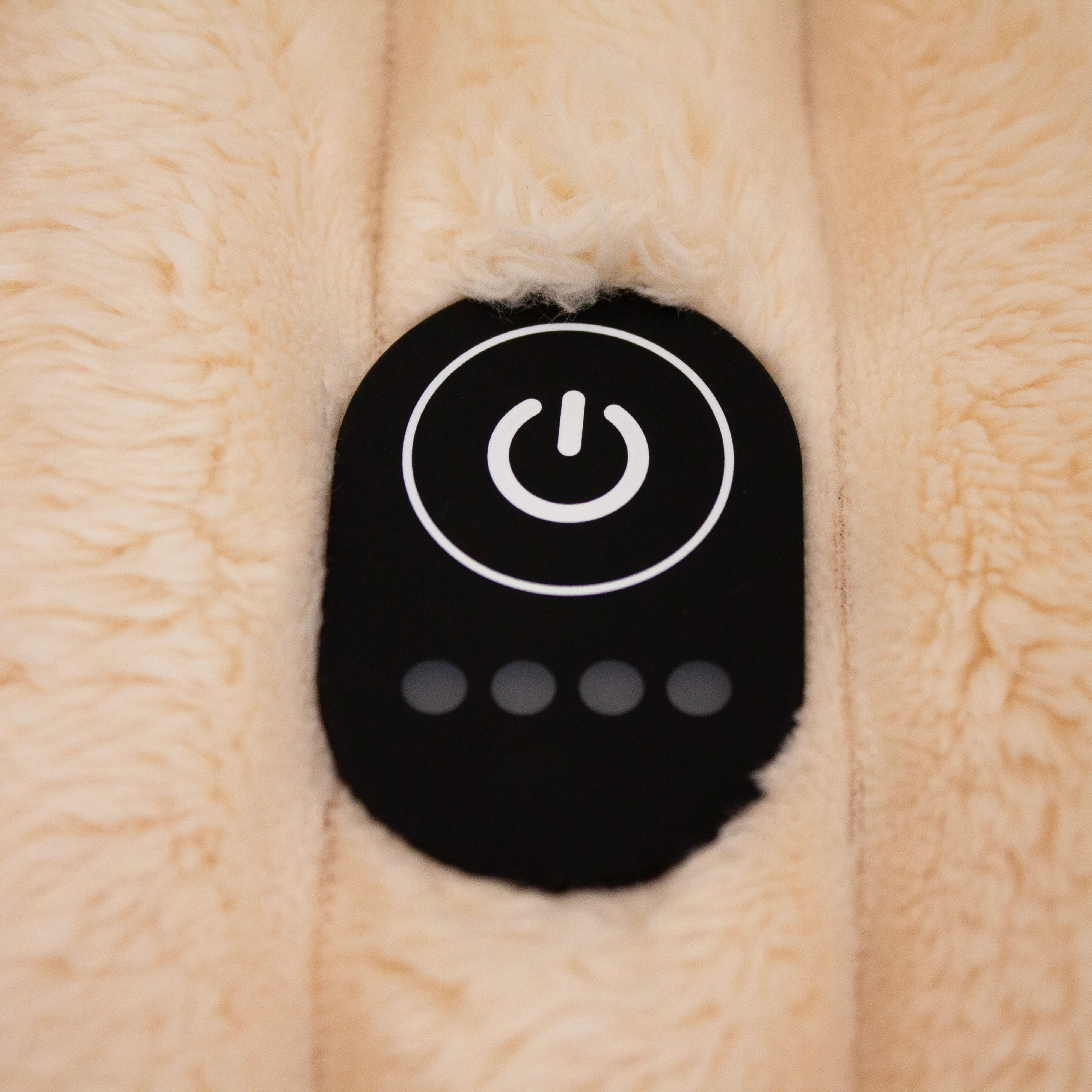 ELLE Heated Throw Blanket (Vanilla Cream) - Image 6