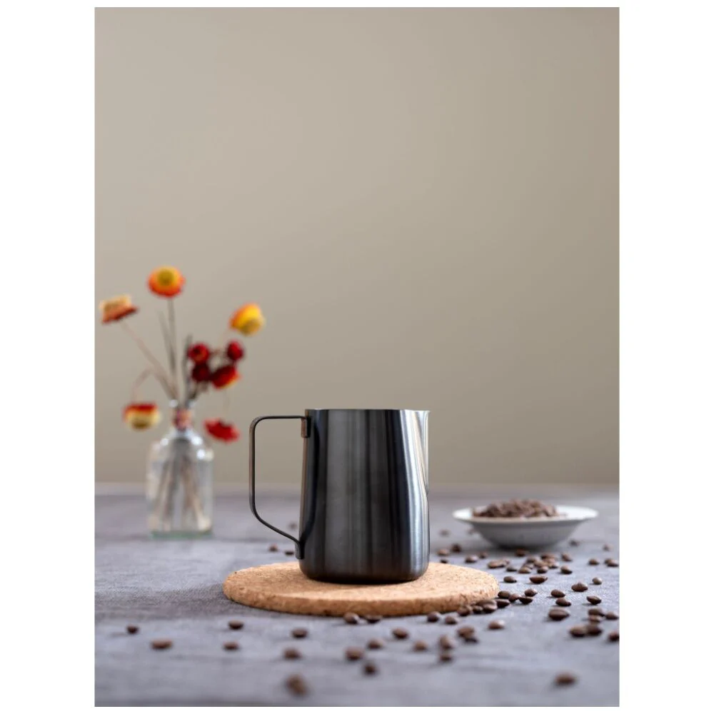 Euroline Stainless Steel PVD Milk Jug for Frothing Coffee Making 600ml (Black) - Image 4