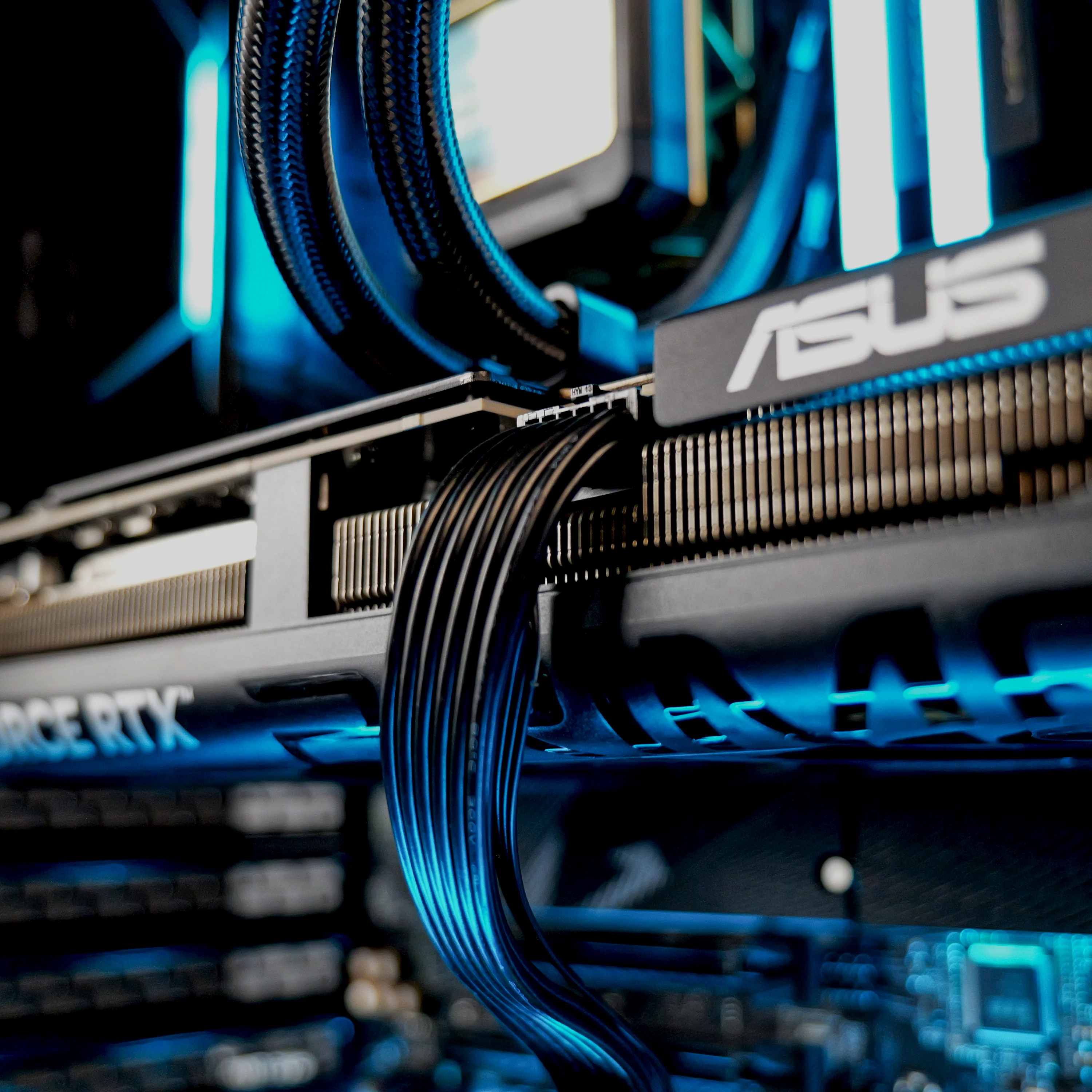 Evolve Gaming | EVOLVX2 | Ryzen 9800X3D Desktop Gaming PC - Image 2