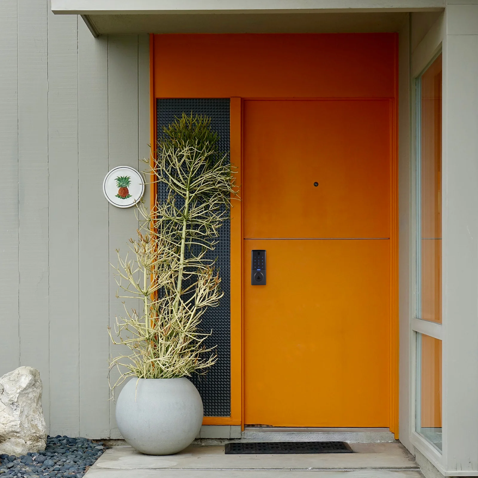Gainsborough Mode Smart Entrance Deadbolt (Graphite) - Image 7