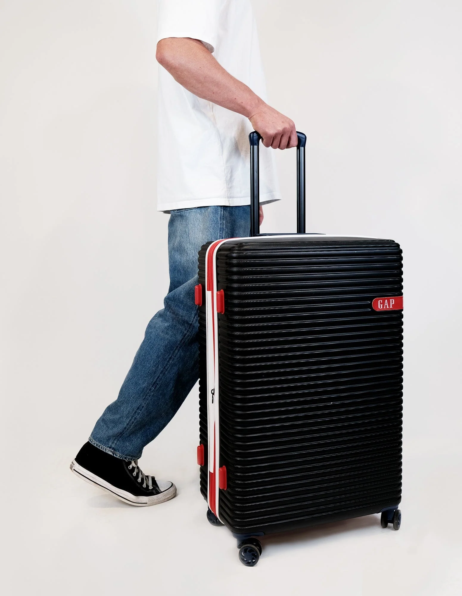 GAP Hard-Shell 4-Wheel Suitcase TSA Lock Large Travel Luggage 76cm Black - Image 9