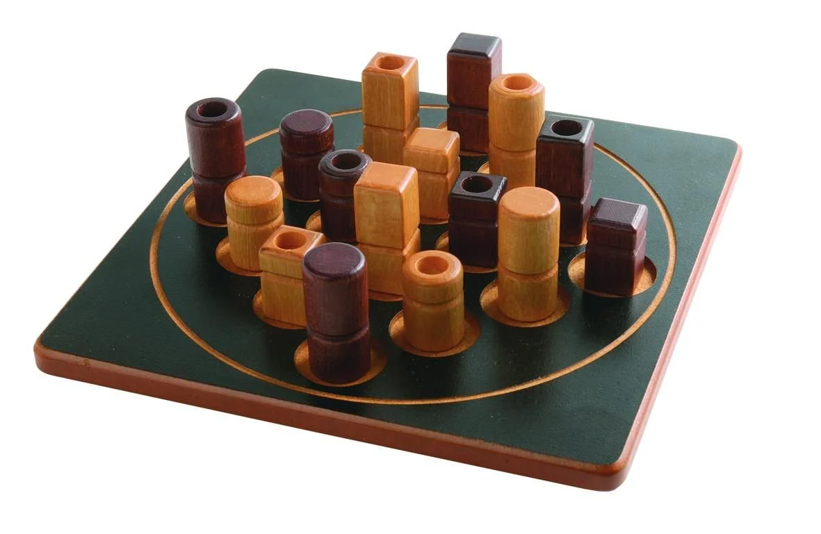 Gigamic Quarto Game - Image 2
