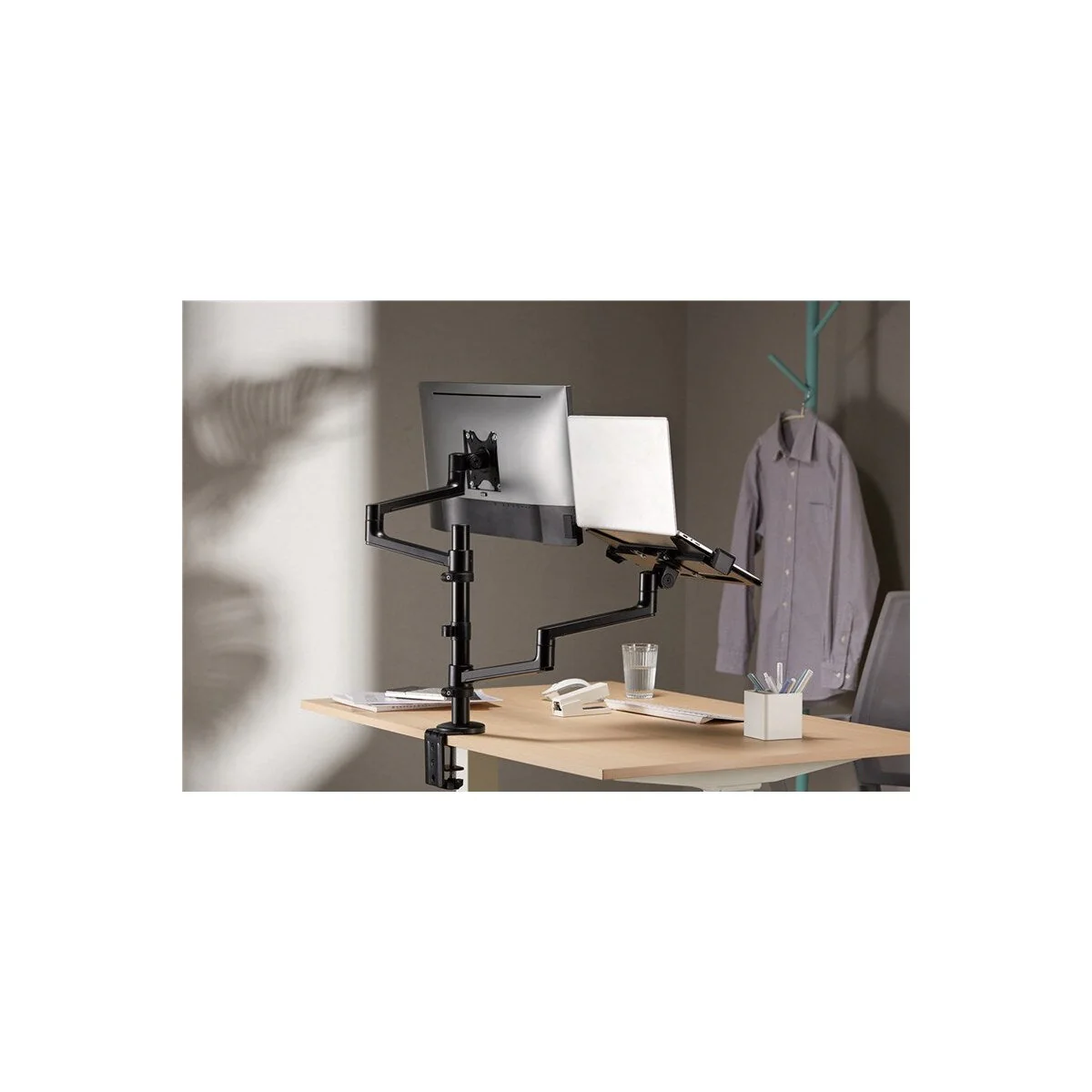 Goobay Monitor Mount Workstation Single Pole PRO (Black) - Image 5