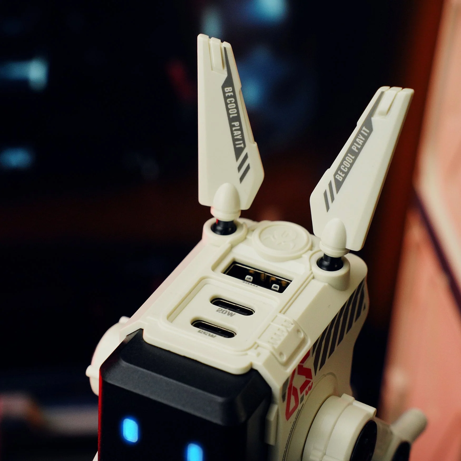 GravaStar Alpha65 International Fast Wall Charger GaN 65W (Dawn White) - Image 5