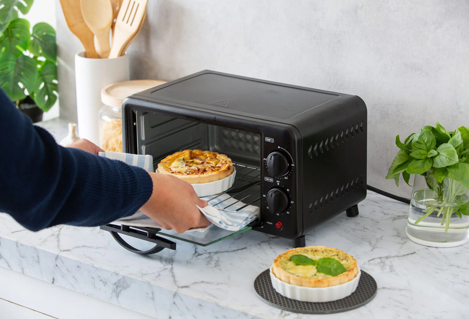 Healthy Choice 10L PFAS-Free Multi-Function Electric Toaster Oven with 2 Shelves - Image 5
