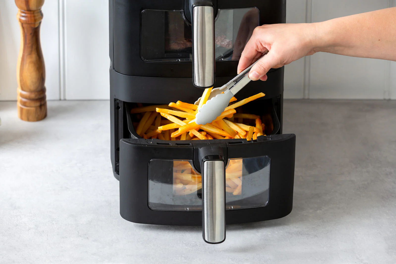 Healthy Choice 13L Dual Zone 2300W Double Stack Air Fryer with Foldable Top Display - Image 4