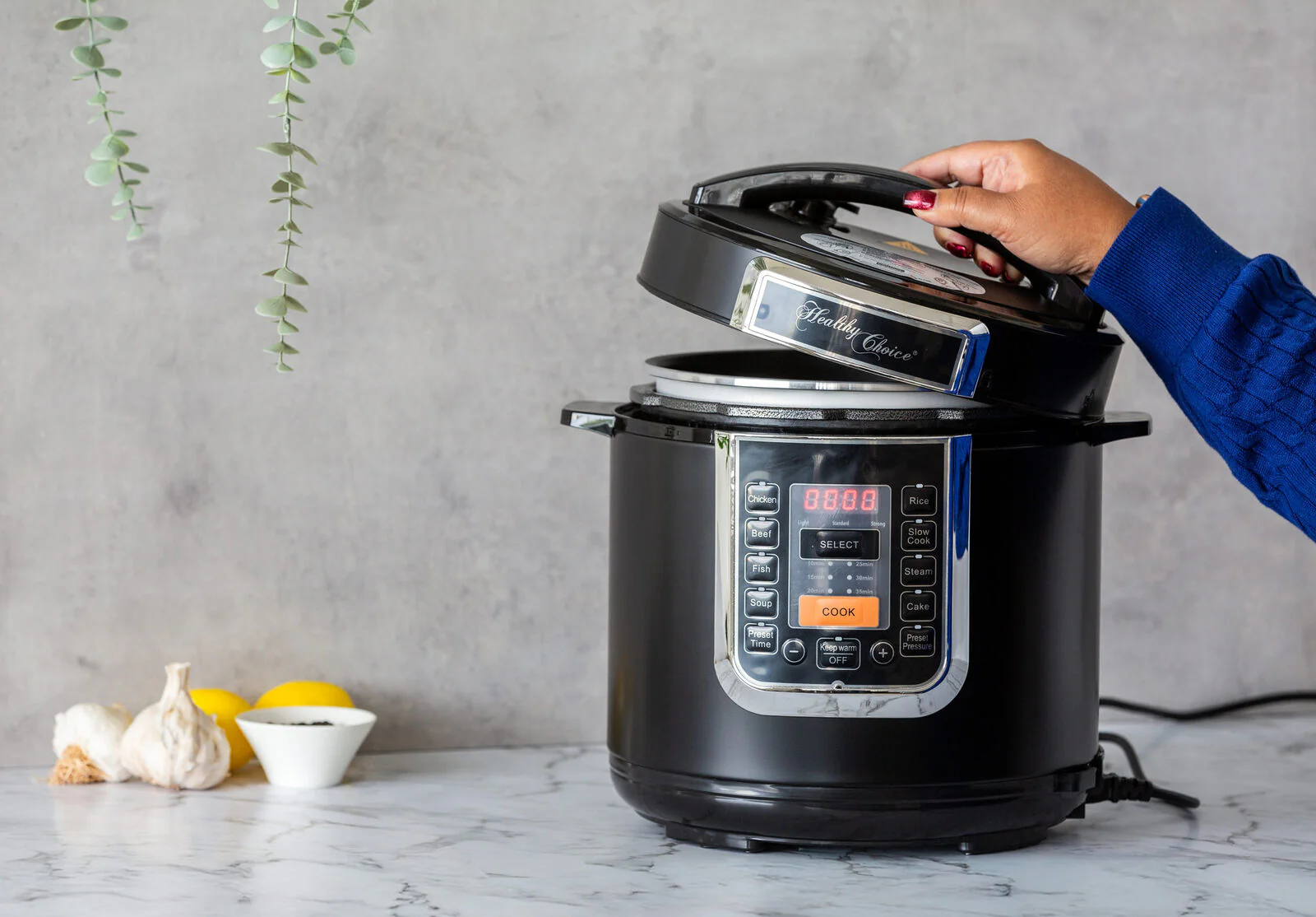 Healthy Choice 6L 1000W Slow & Pressure Cooker (Black/Silver) - Image 2