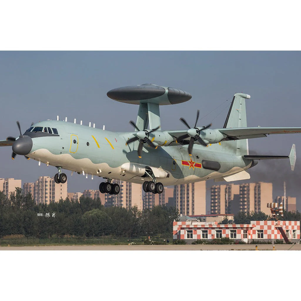 Hobby Boss 1/144 Chinese KJ-500 Plastic Model Kit - Image 2