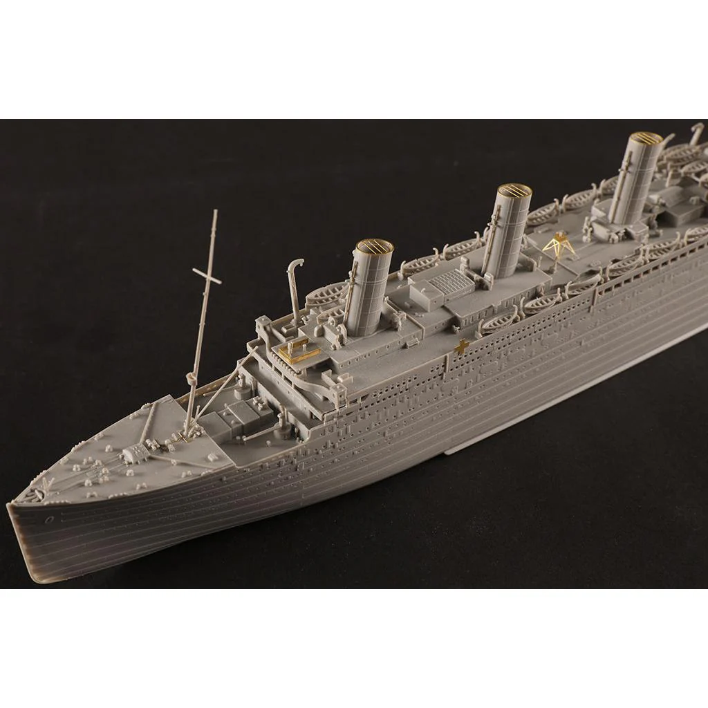 Hobby Boss 1/700 Britanic Plastic Model Kit - Image 5