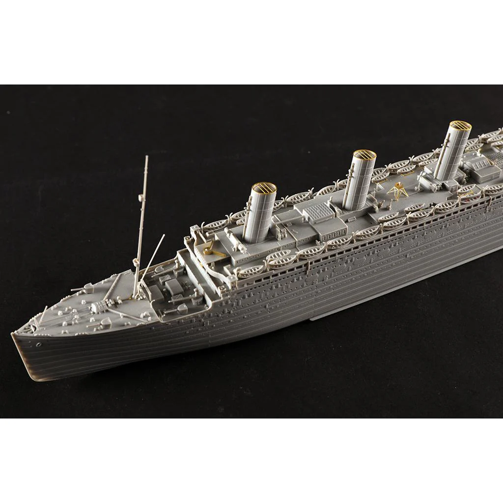 Hobby Boss 1/700 Olympic Plastic Model Kit - Image 6