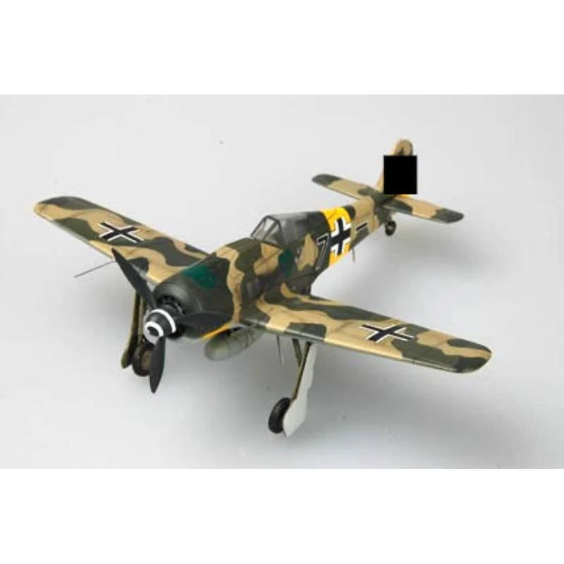Hobby Boss 1/72 Fw190A-6 Plastic Model Kit - Image 4