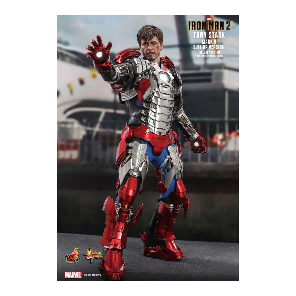Iron Man 2 Tony Stark Mark V Suit Up Deluxe 1:6 Scale Collectable - Image 2