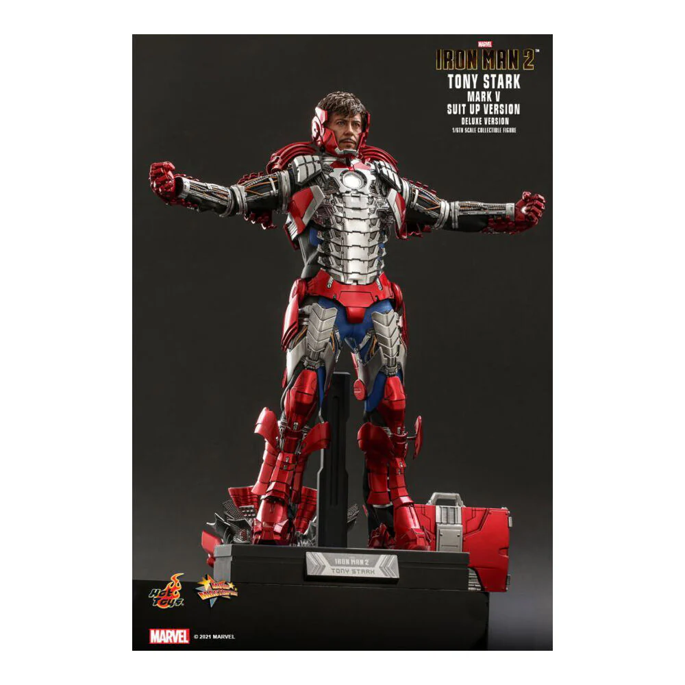 Iron Man 2 Tony Stark Mark V Suit Up Deluxe 1:6 Scale Collectable - Image 7