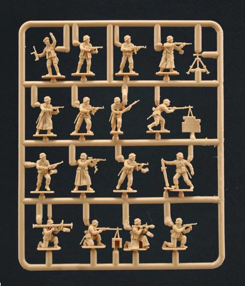 Italeri 1/72 WWII German Elite Troops - Image 4