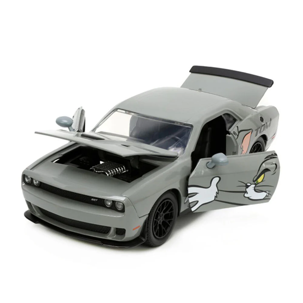 Jada 1:24 Tom And Jerry 2015 Dodge Challenger Hellcat With Jerry Figure Model - Image 4