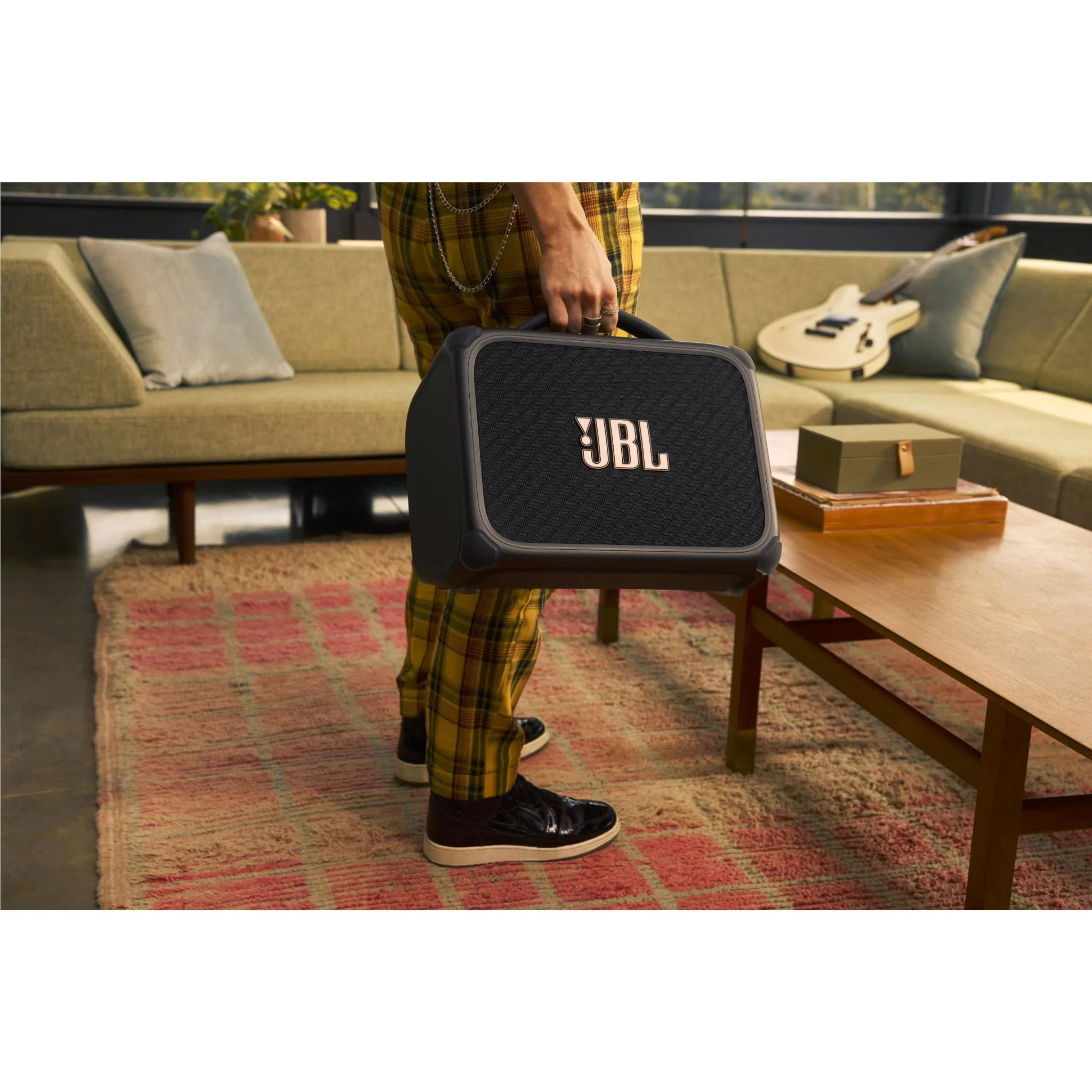 JBL Bandbox Trio Busking Speaker - Image 12