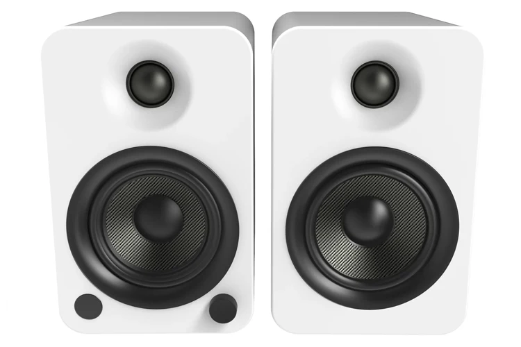 Kanto YU4 140W Powered Speakers with Bluetooth and Preamp (Matte White) - Image 2