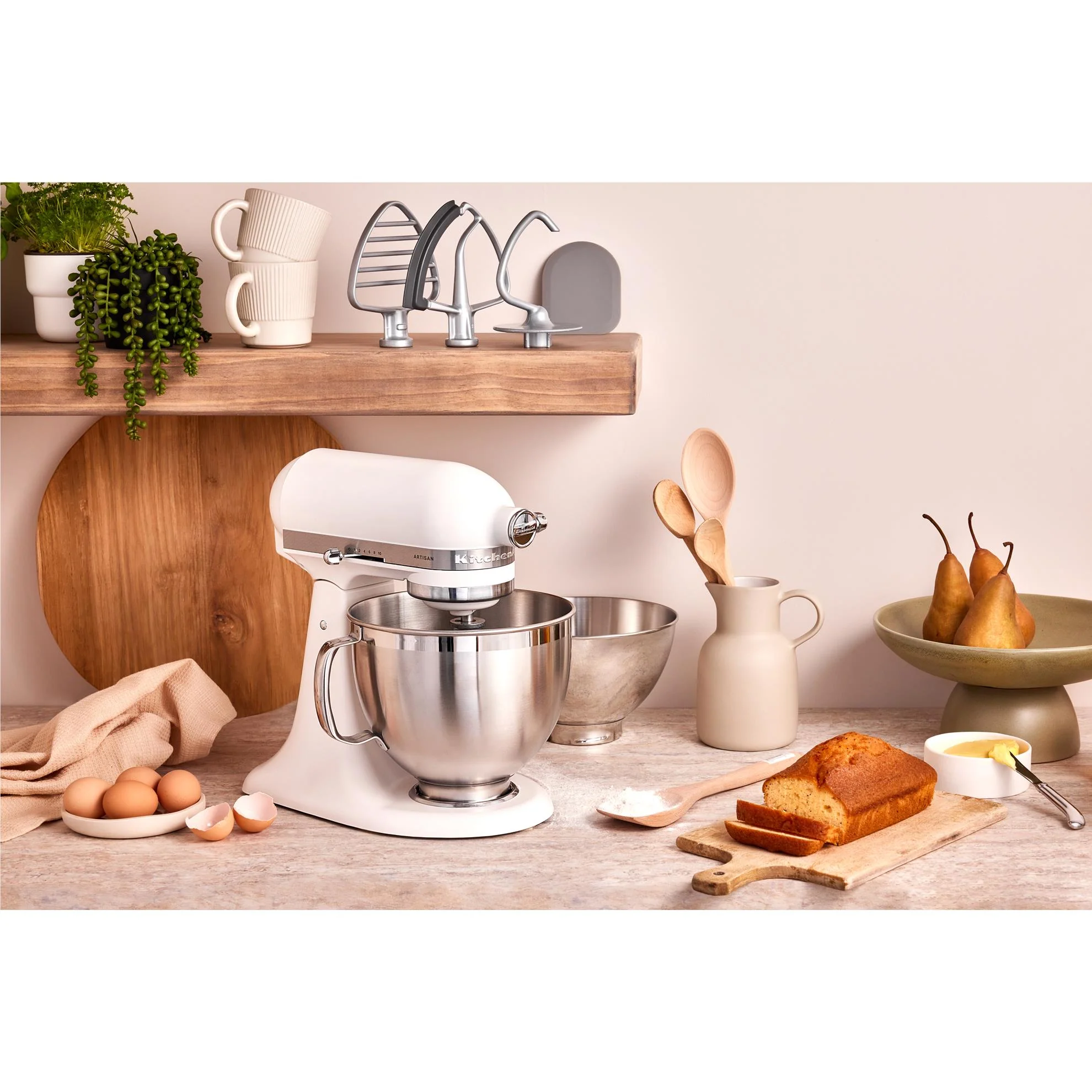 KitchenAid KSM195 4.7L Artisan Stand Mixer (Porcelain) - Image 5