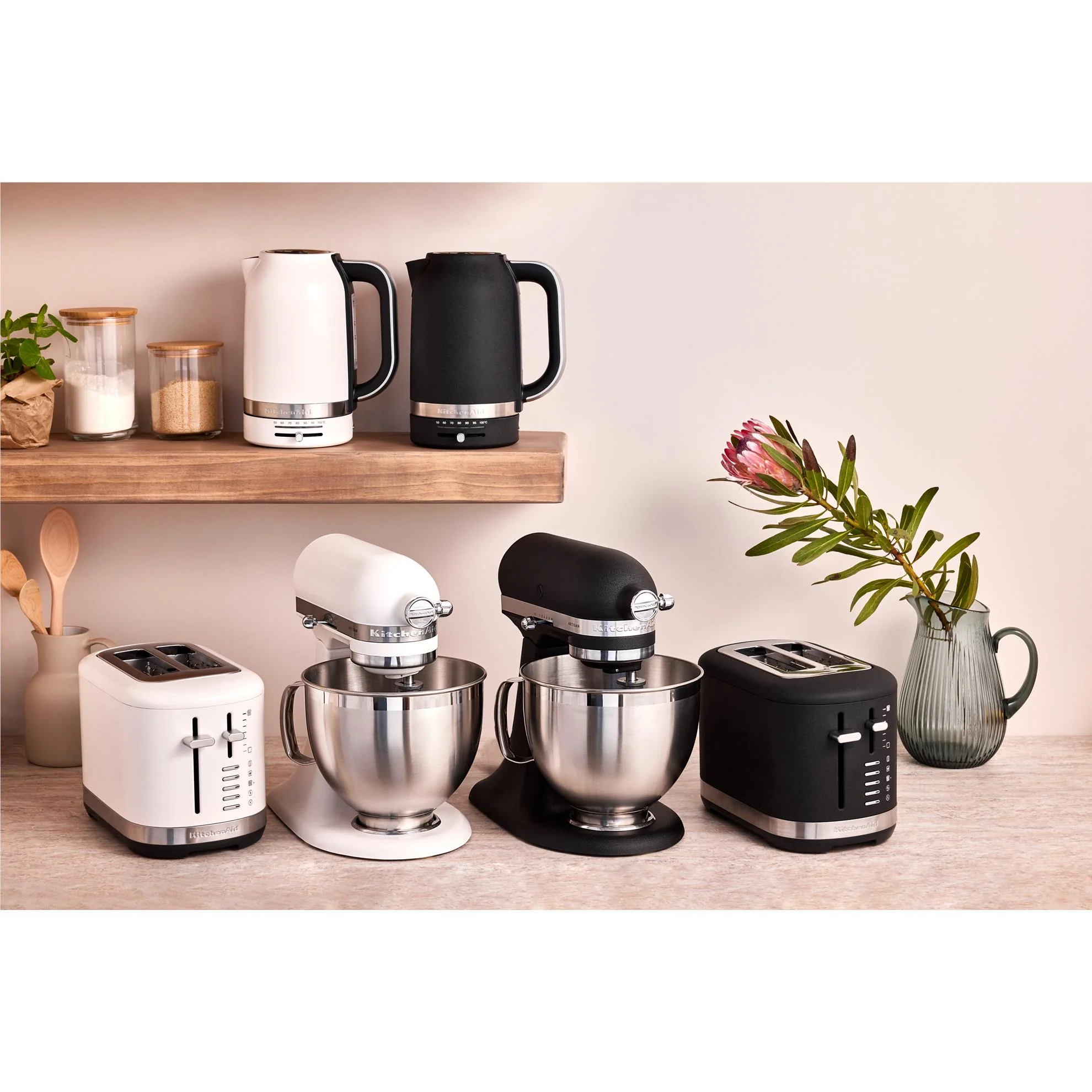 KitchenAid KSM195 4.7L Artisan Stand Mixer (Porcelain) - Image 6